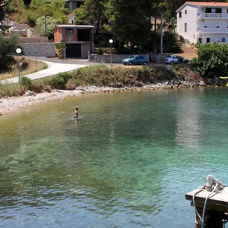 Apartment Apartments By The Sea Kali, Ugljan - 345 Kali
