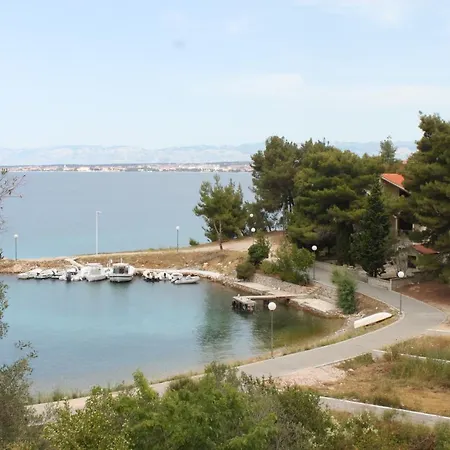 Apartments By The Sea Kali, Ugljan - 345 Apartment