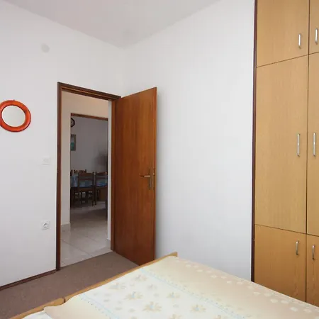 Apartments By The Sea Kali, Ugljan - 345 *