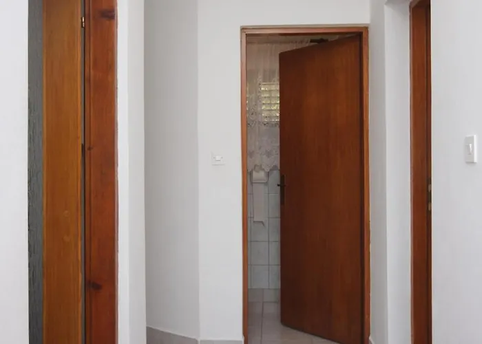 Apartments By The Sea Kali, Ugljan - 345