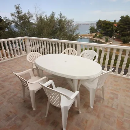 דירה By The Sea Kali, Ugljan - 345 קאלי